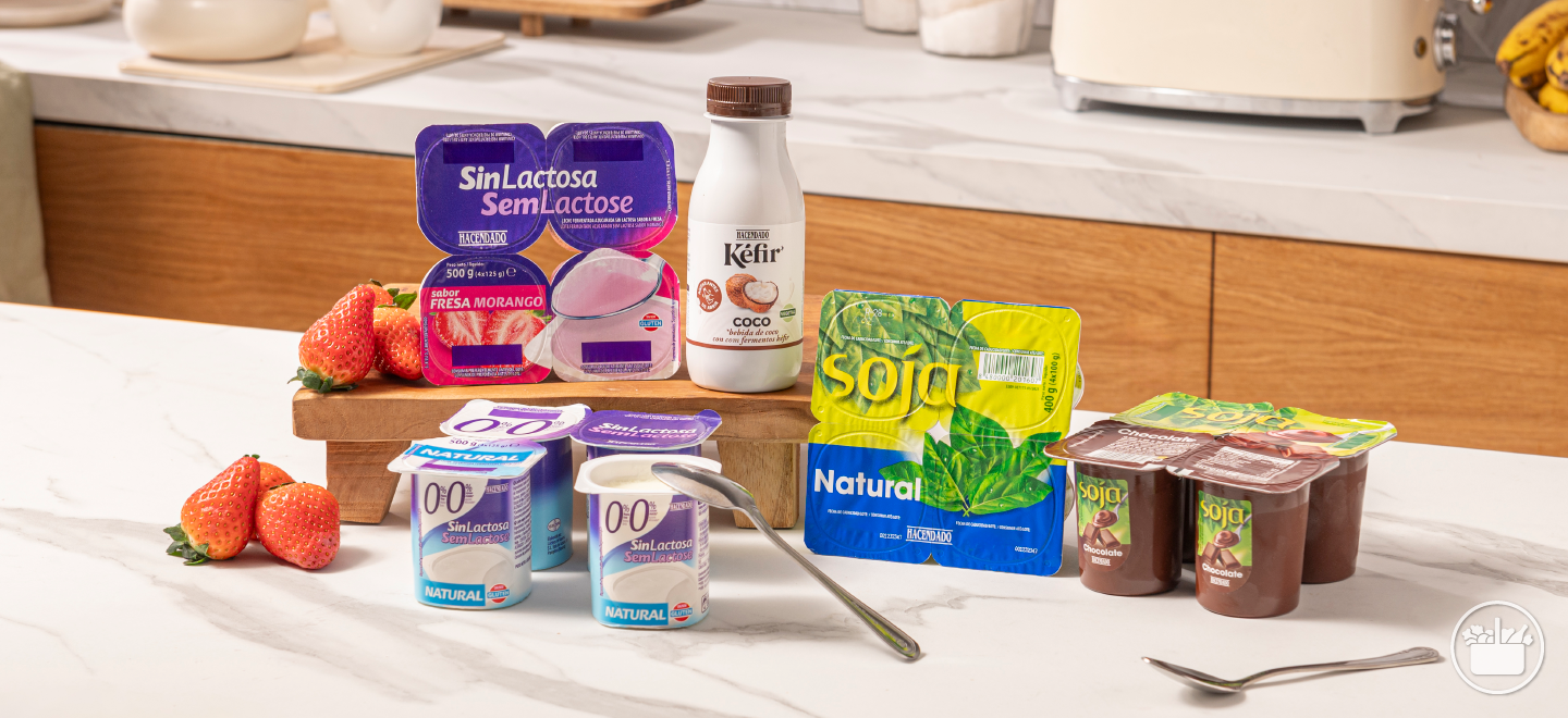 Opcions de iogurts sense lactosa i alternatives vegetals per a cuidar el teu benestar. 