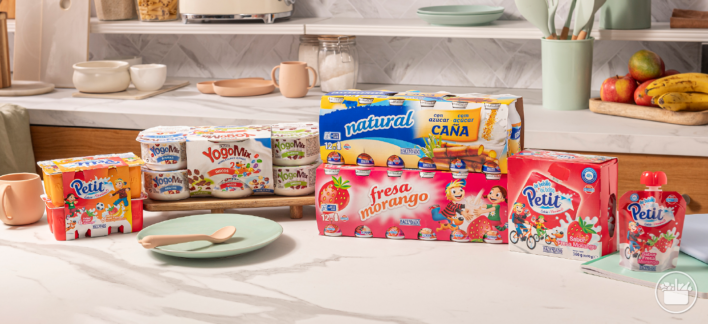 La nostra línia de iogurts infantils inclou diferents opcions delicioses, nutritives i divertides. 