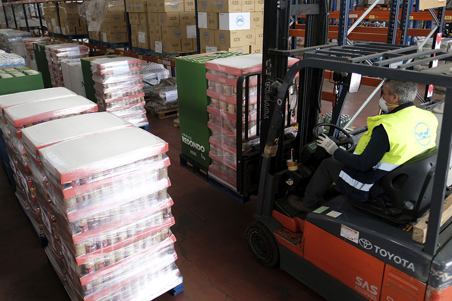Donació de productes de primera necessitat al Banc d’Aliments de La Rioja