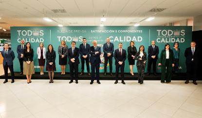 Juan Roig i membres del Comitè de Direcció de Mercadona després de la celebració de la Roda de Premsa 2021
