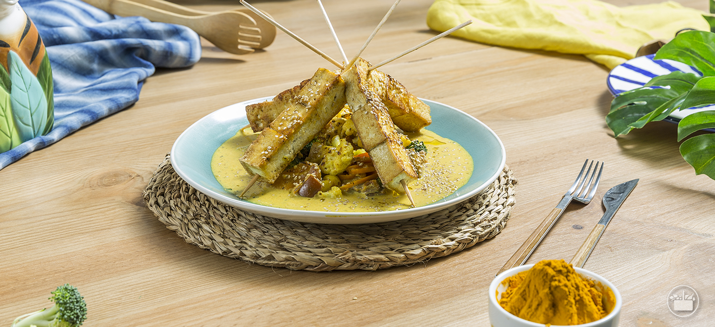 T'ensenyem a preparar una recepta exquisida de Satai de Tofu amb Verdures.