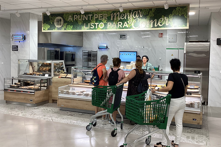 Interior supermercat de Mercadona de l’avinguda de Salou a Reus (Tarragona)
