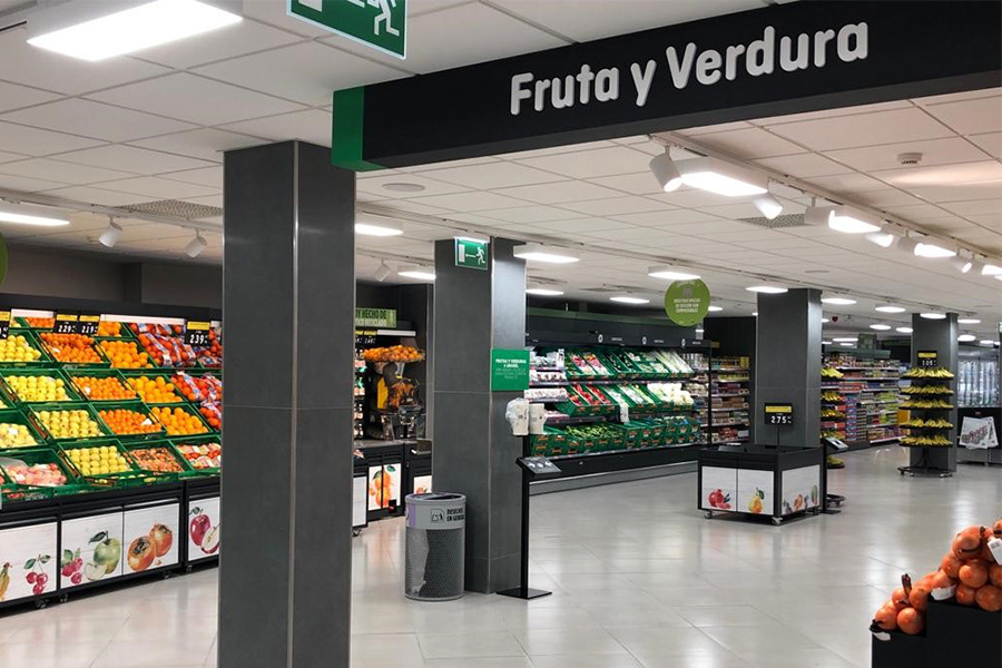 Secció de Fruita i Verdura a la nova botiga de Mercadona a Madrid