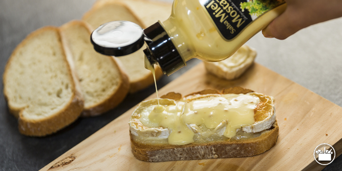 Montaditos de queso miel mostaza Paso 3