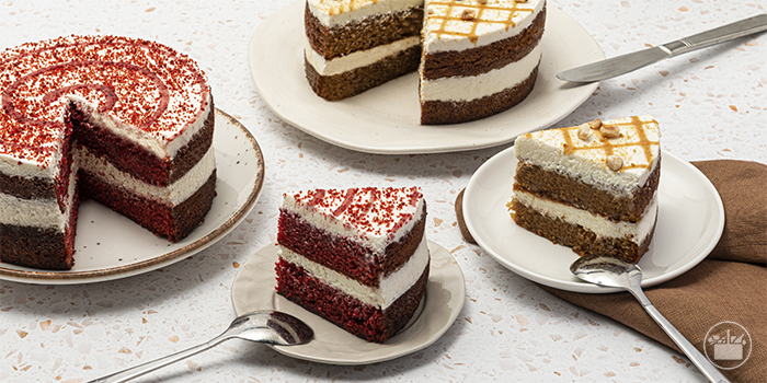 2 opciones de tartas con bizcocho: Tarta Red Velvet Hacendado y Tarta Carrot cake Hacendado