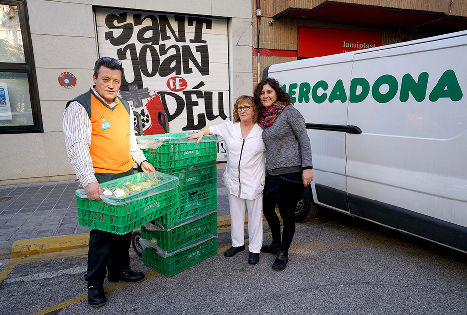 Mercadona empieza a colaborar con el comedor del albergue de Sant Joan de Déu de Valencia