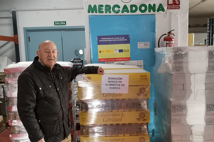 Entrega de la donación de Mercadona al Banco de Alimentos de Cuenca