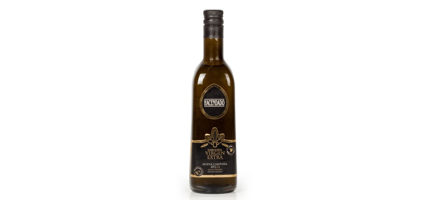 Imagen de la botella del aceite de oliva virgen extra, de la campaña 2012-2013.