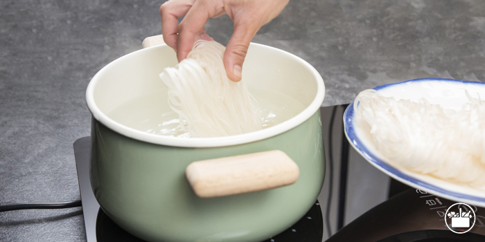 Hervir los noodles durante 2 minutos