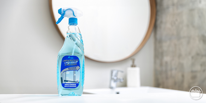 Limpieza del baño: producto para limpieza de espejos y cristales Mercadona