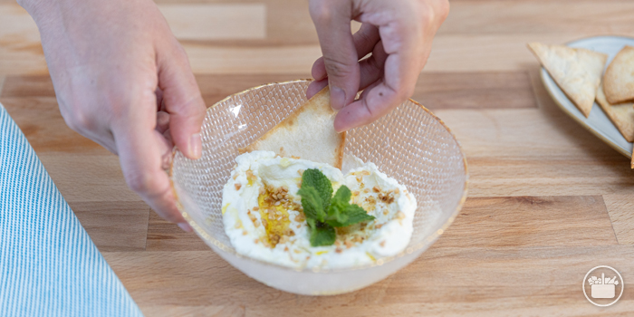 El queso de yogur tradicional de Oriente Medio.