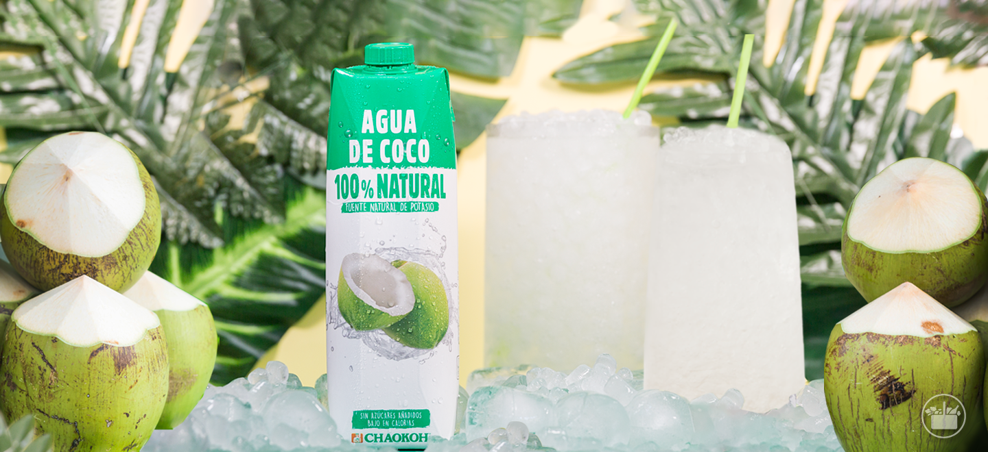 Proba a nosa Auga de Coco 100% natural, a bebida máis refrescante do verán. Sen conservantes nin azucres engadidos.  
