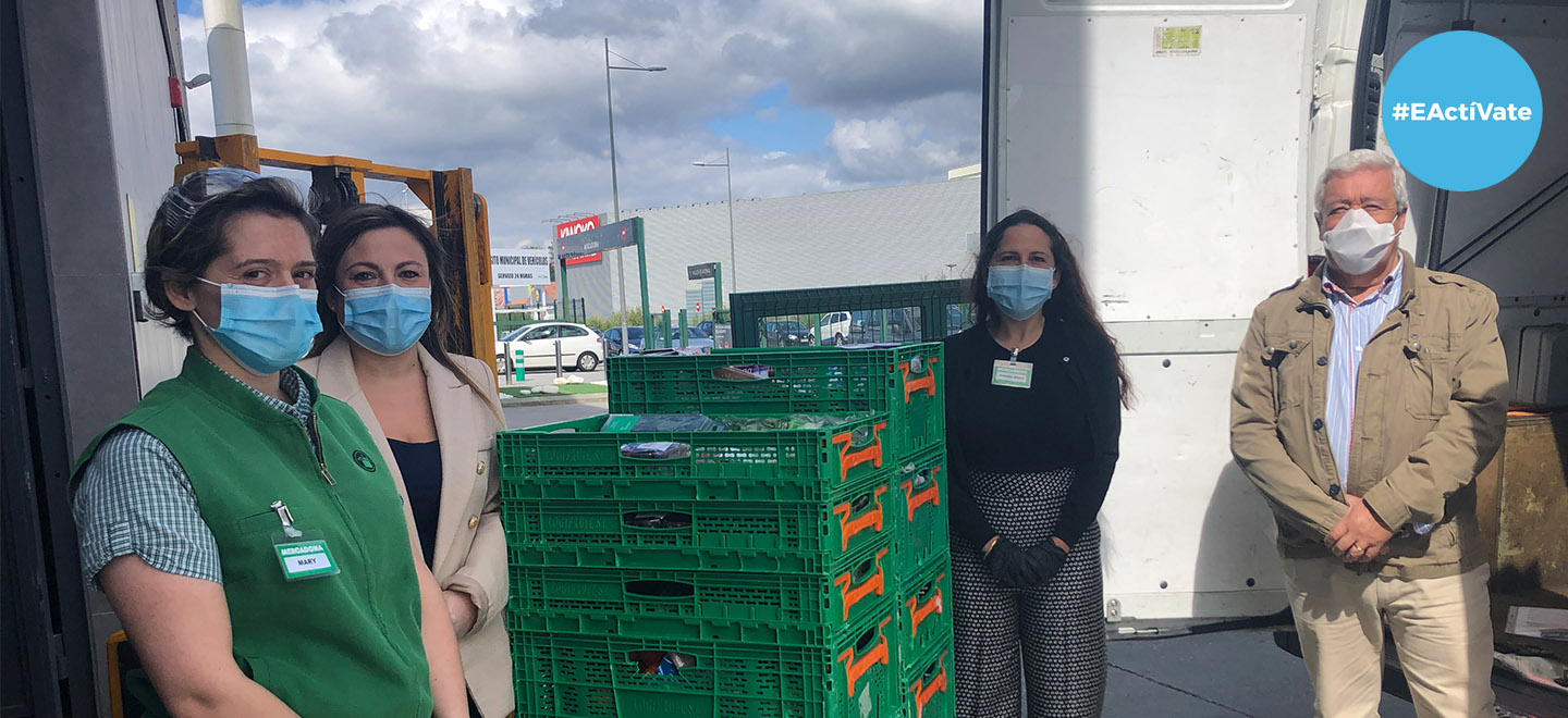 O Banco de Alimentos de Santiago recolle as primeiras doazóns no supermercado Mercadona da Sionlla en Santiago de Compostela