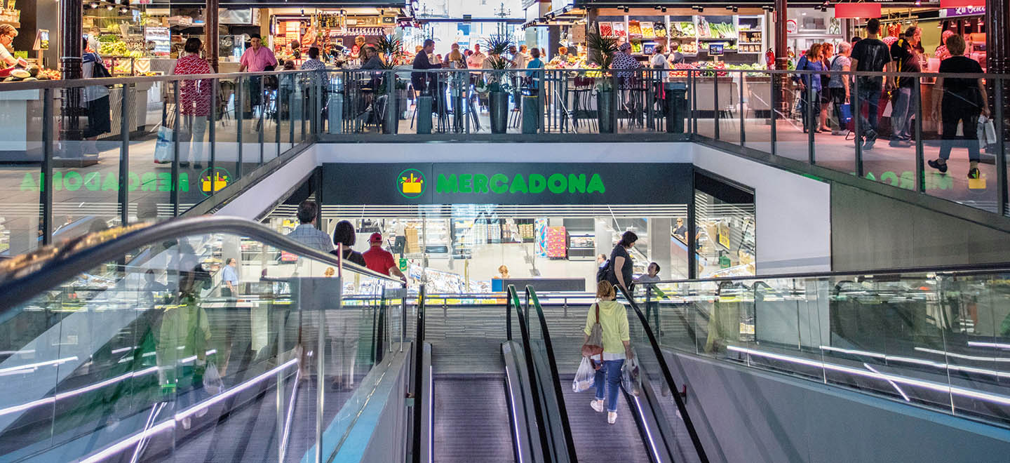 Supermercado Mercadona situado no Mercado Central de Tarragona