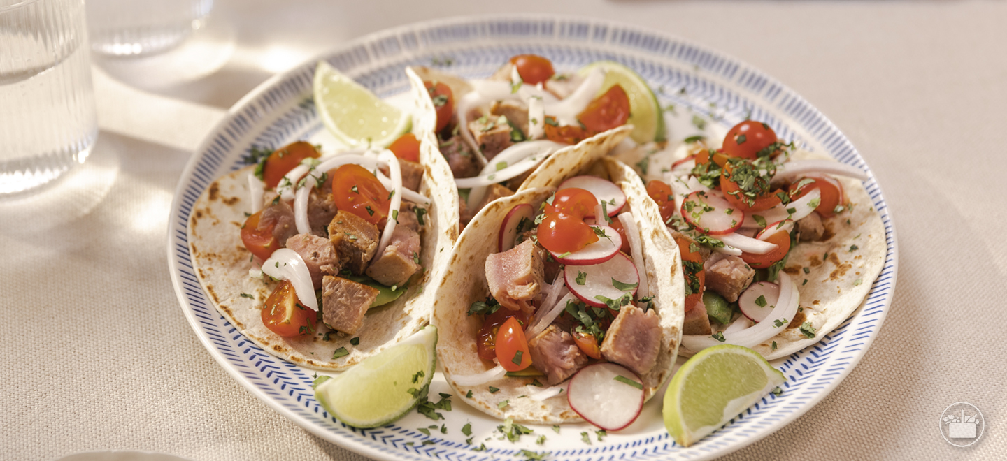 Aprende a preparar a nosa receita de Tacos de atún, deliciosa e equilibrada.